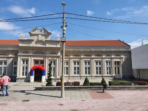 Oficirski dom