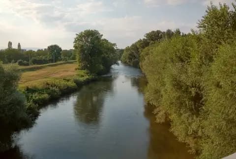 Park pored Nišave